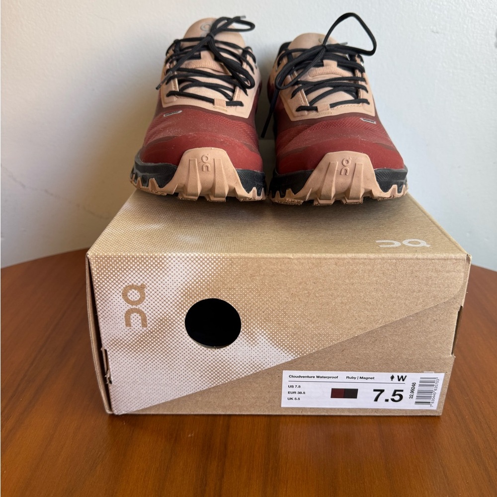 On Cloudventure Waterproof Women's Shoes * Size 7.5